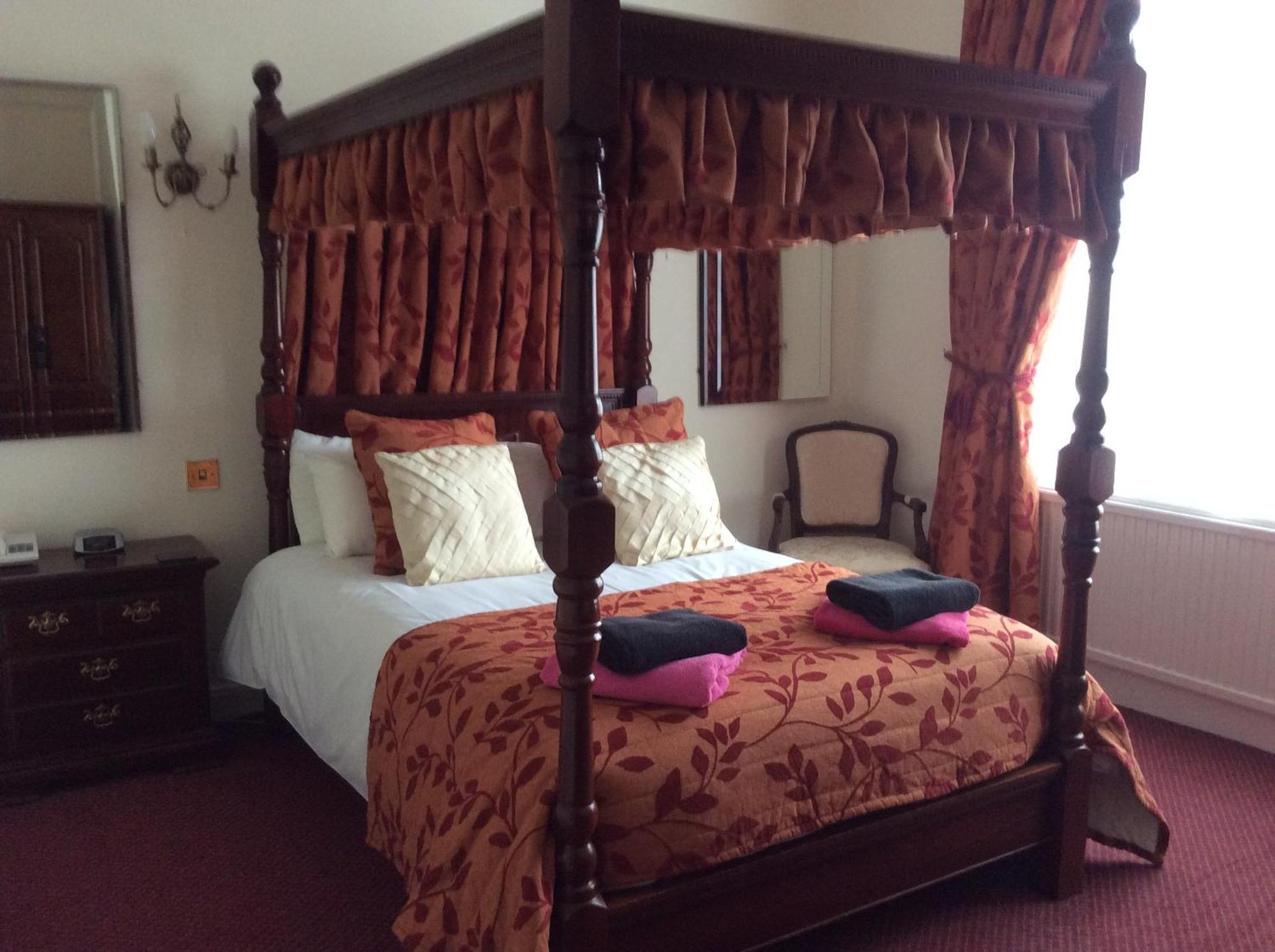 The Bell Hotel Winslow Экстерьер фото