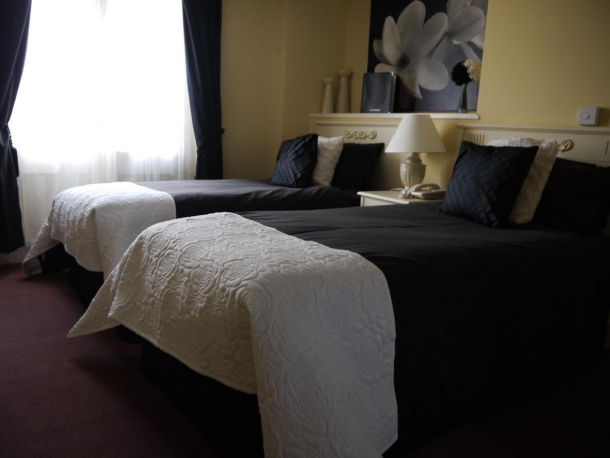 The Bell Hotel Winslow Экстерьер фото